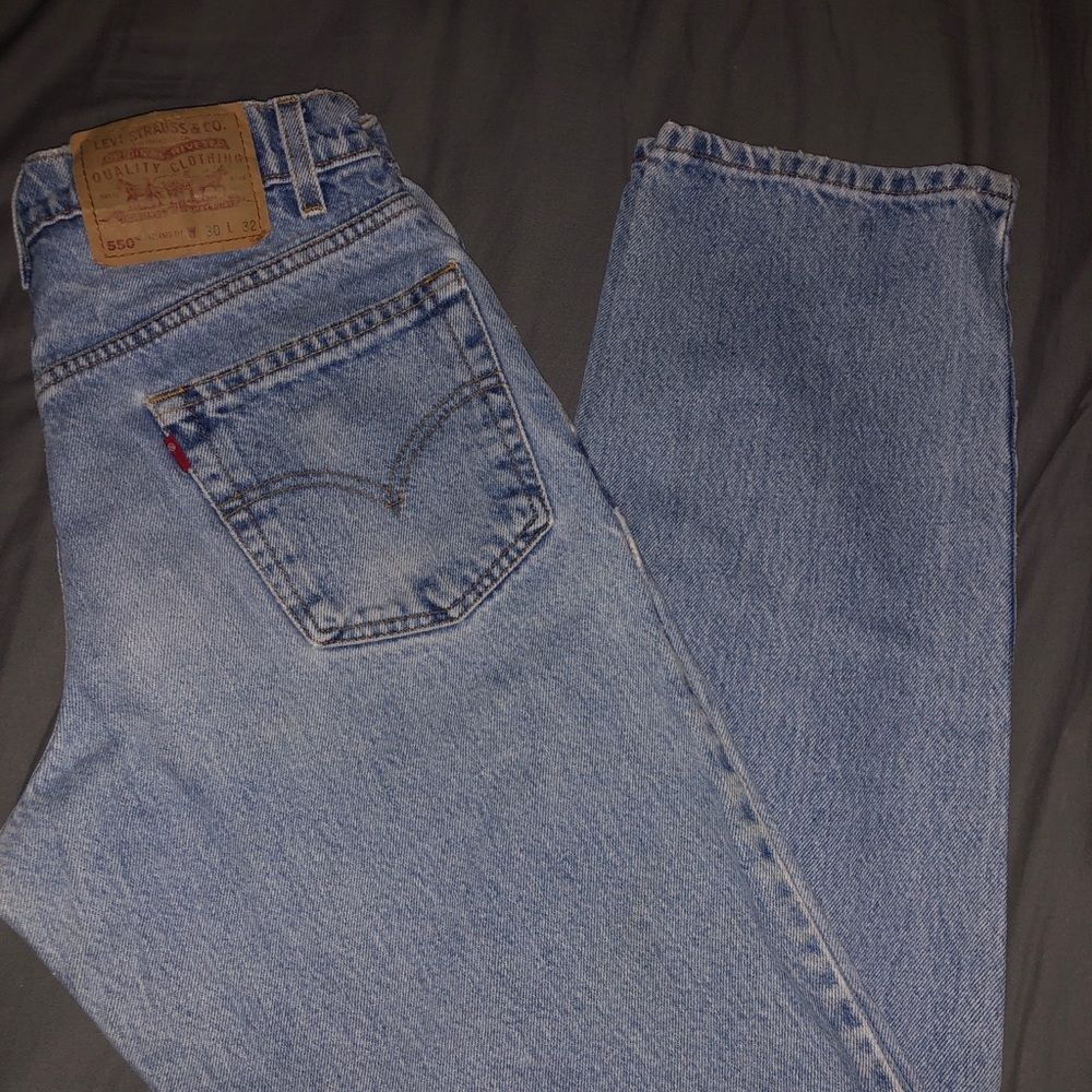 VINTAGE LEVIS 550 JEANS